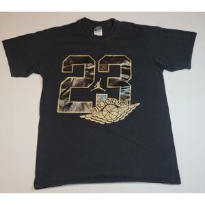 Nike Air Jordan‎ T-Shirt Men's Size M. Vintage Gold Wing NBA Tee.